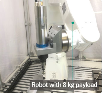 Deburring process with a small robot